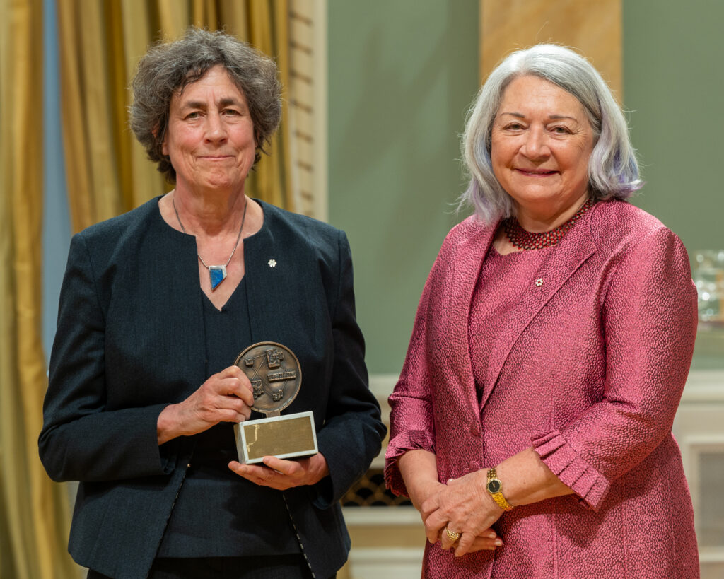 Chantal Hébert en compagnie de Son Excellence la très honorable Mary Simon.